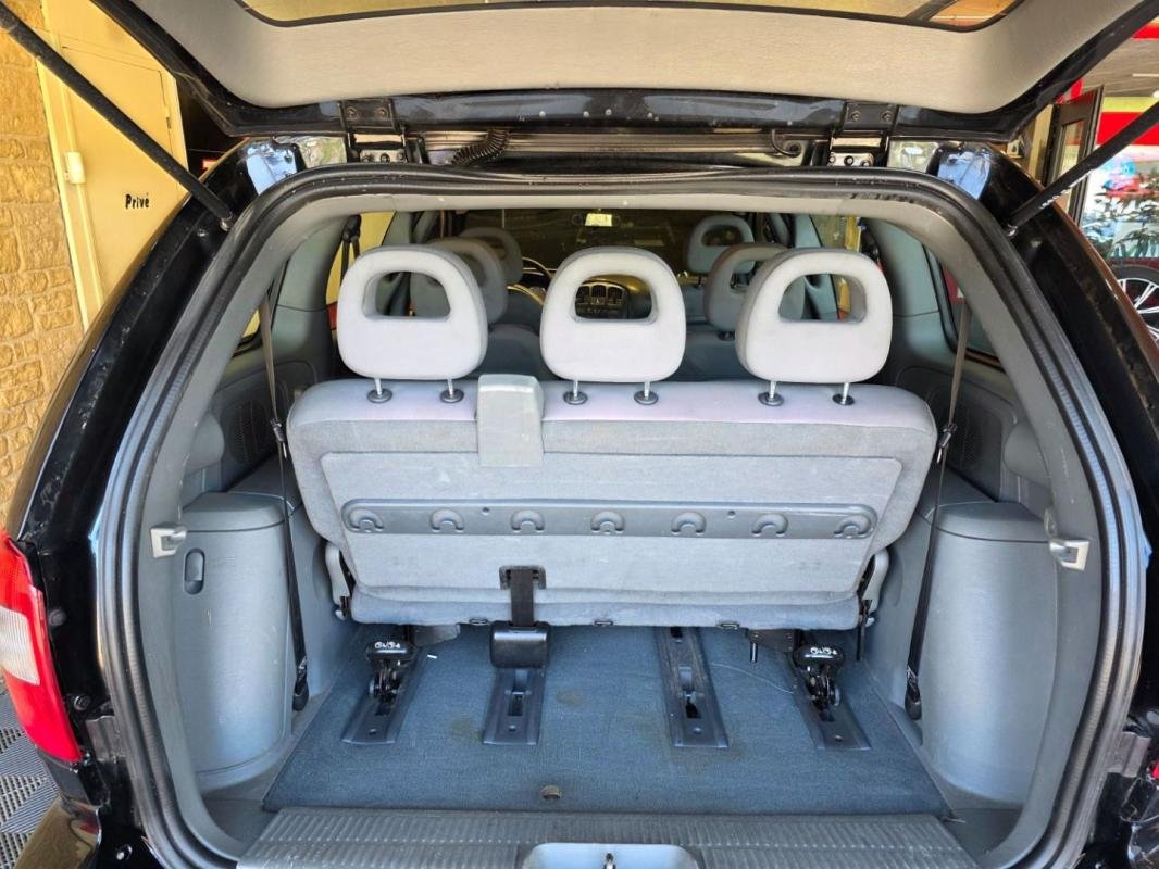 Chrysler Voyager - Photo 16