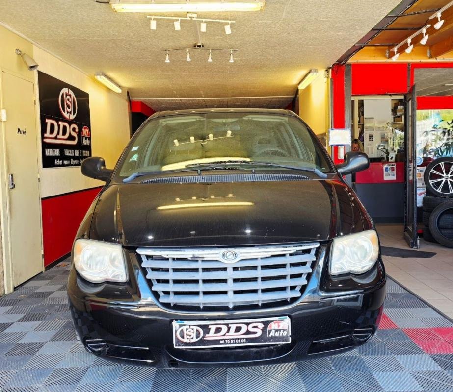 Chrysler Voyager - Photo 5