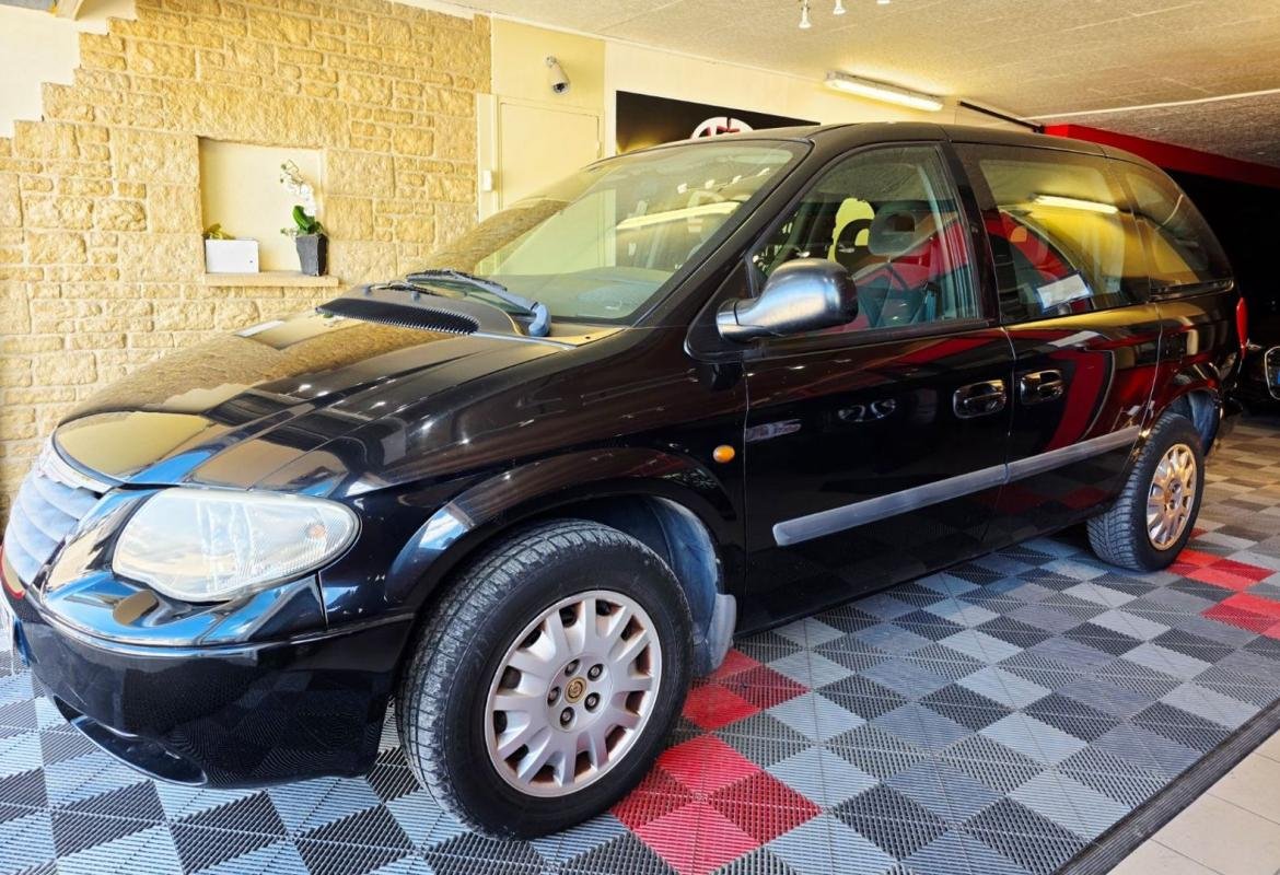 Chrysler Voyager - Photo 6