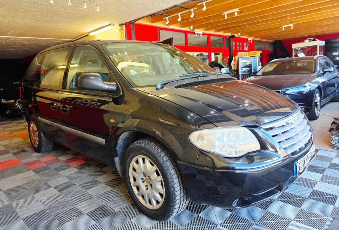 Chrysler Voyager - Photo 7
