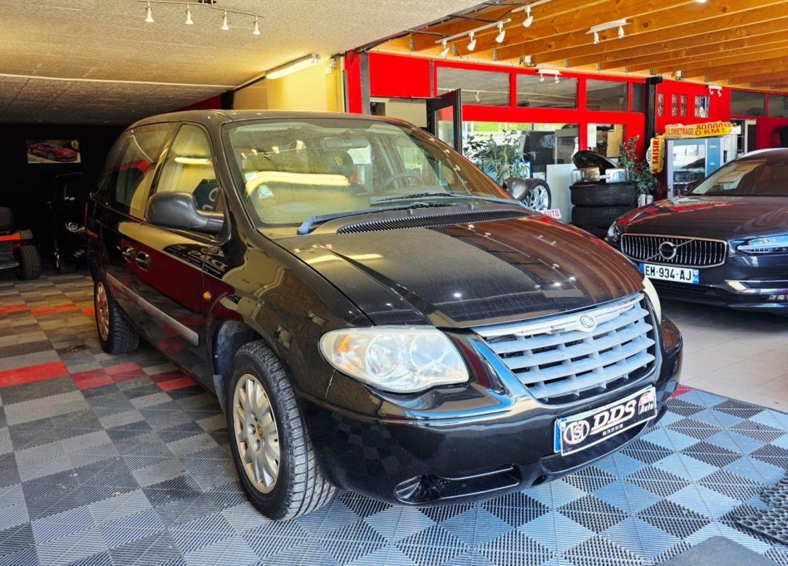 Chrysler Voyager - Photo 8