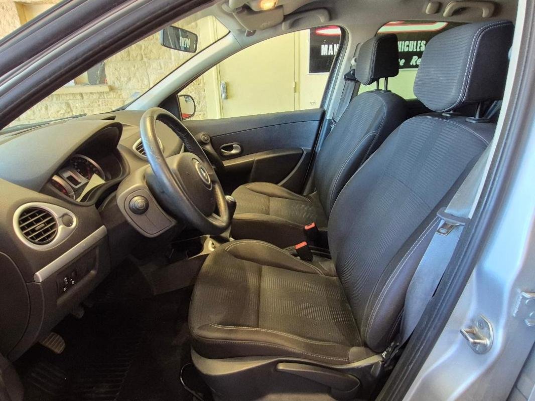 Renault Clio - Photo 13