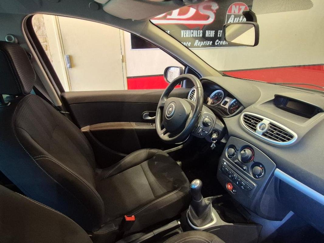 Renault Clio - Photo 3