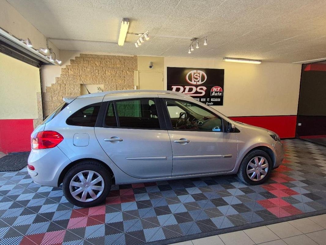 Renault Clio - Photo 10