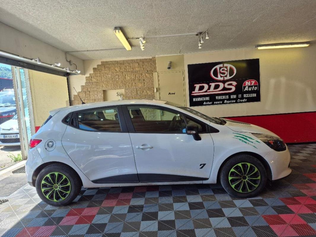 Renault Clio - Photo 9