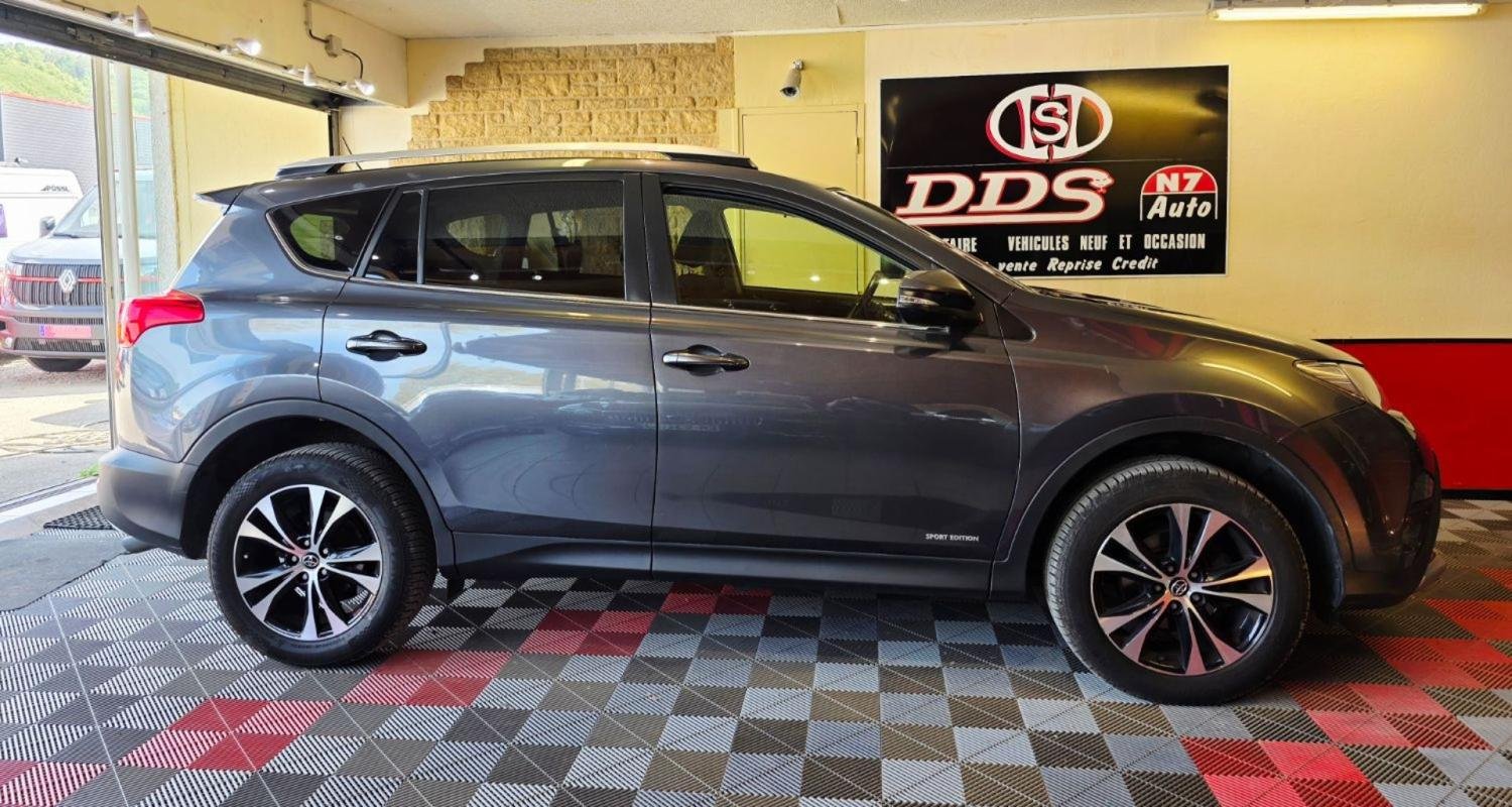 Toyota RAV4 - Photo 12
