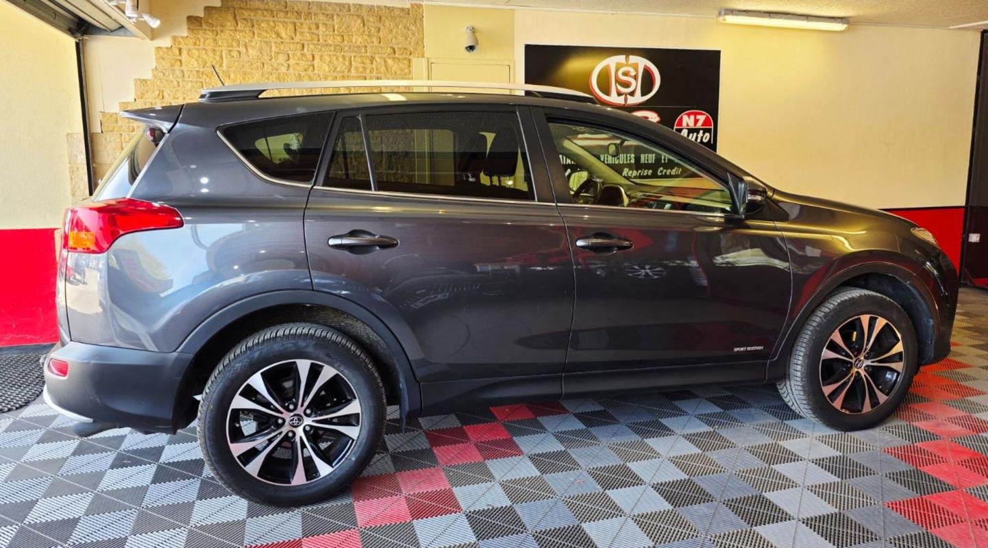 Toyota RAV4 - Photo 13