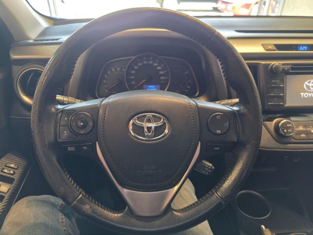 Toyota RAV4 - Photo 18