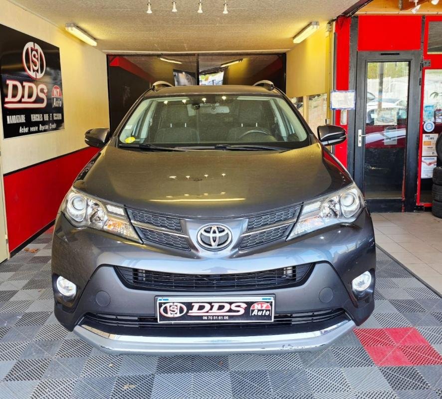 Toyota RAV4 - Photo 2