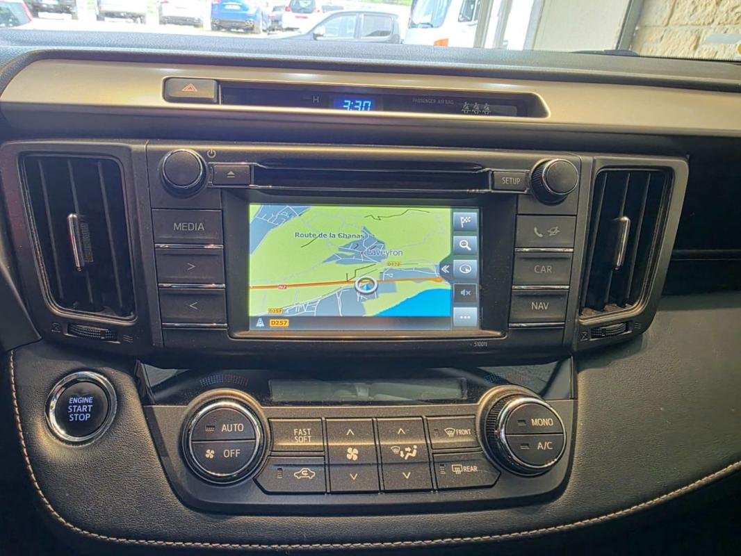 Toyota RAV4 - Photo 5