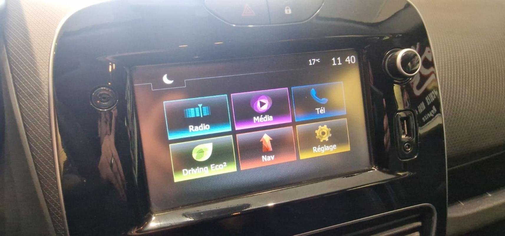 Renault Clio - Photo 14