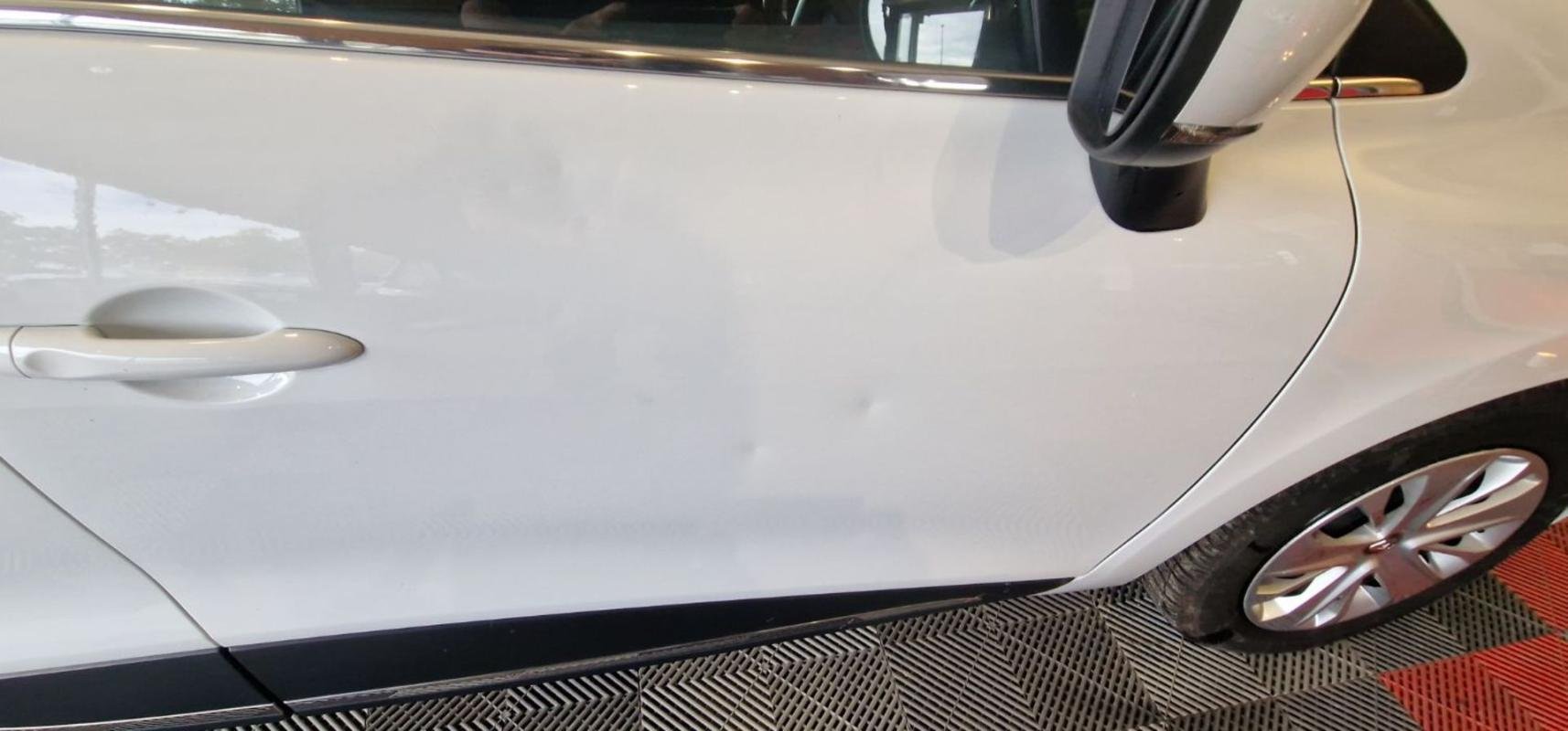Renault Clio - Photo 17