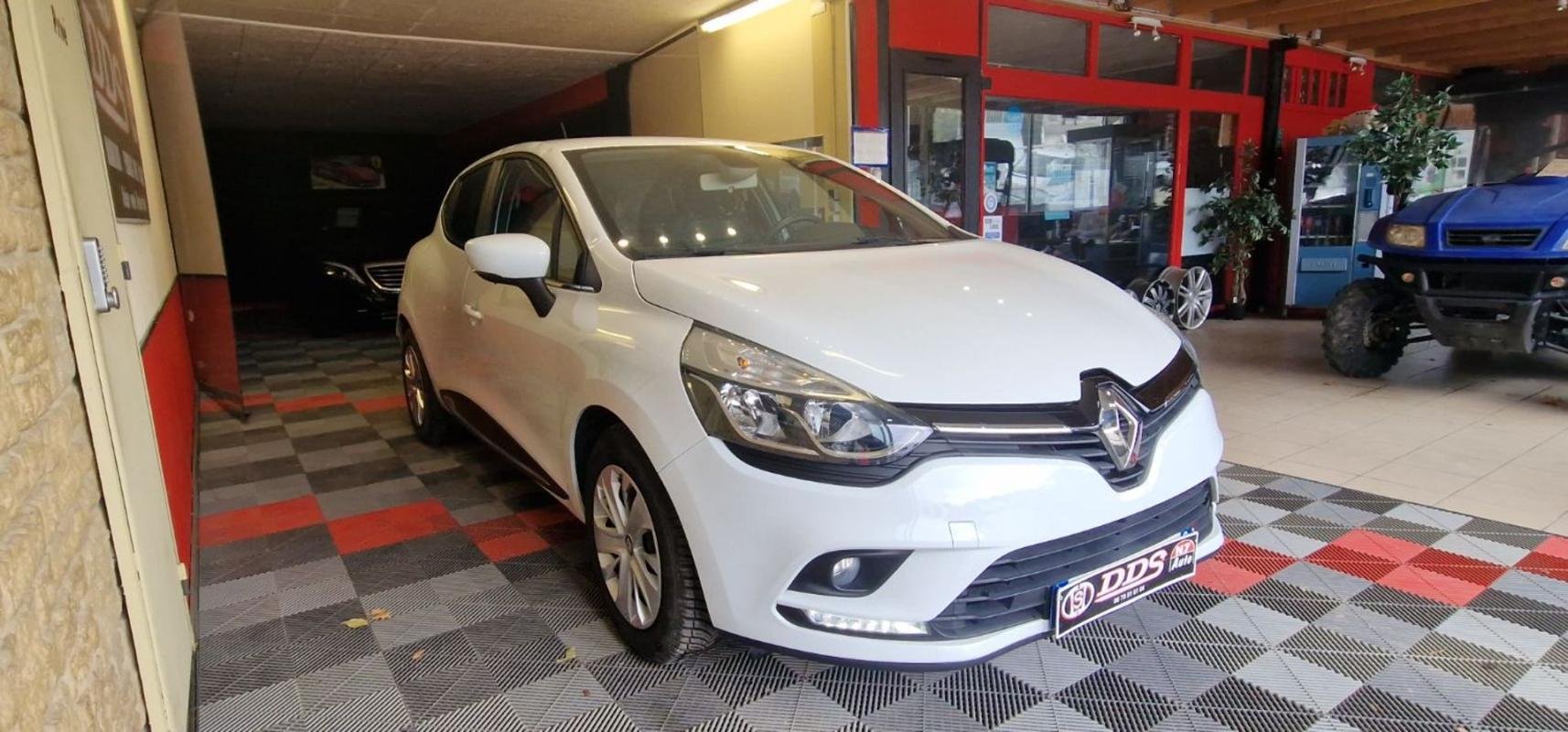 Renault Clio - Photo 4