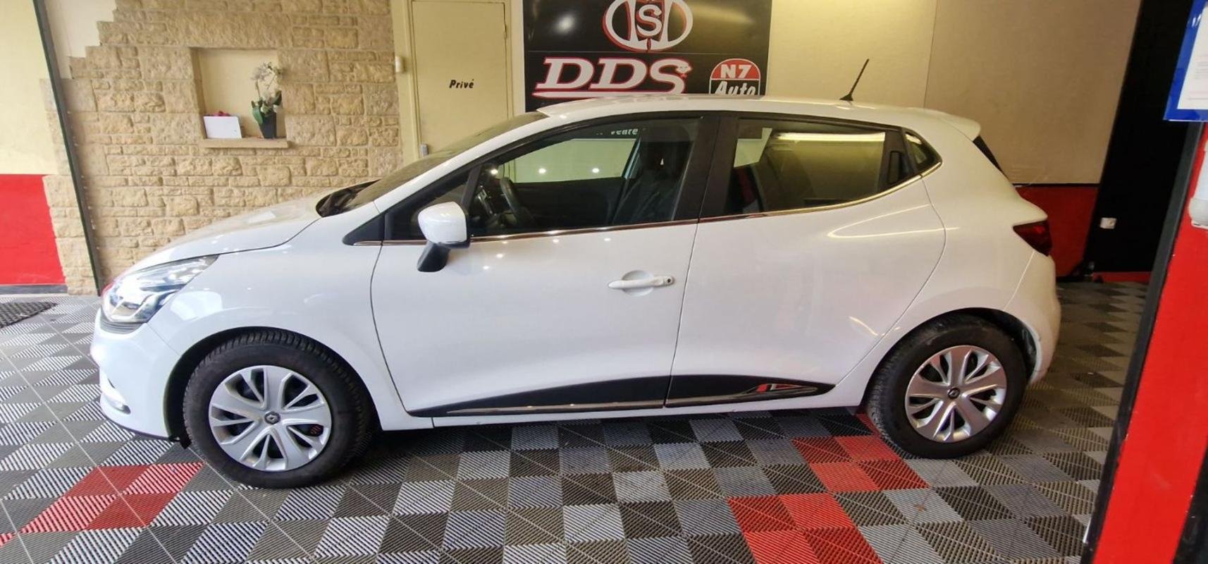 Renault Clio - Photo 6