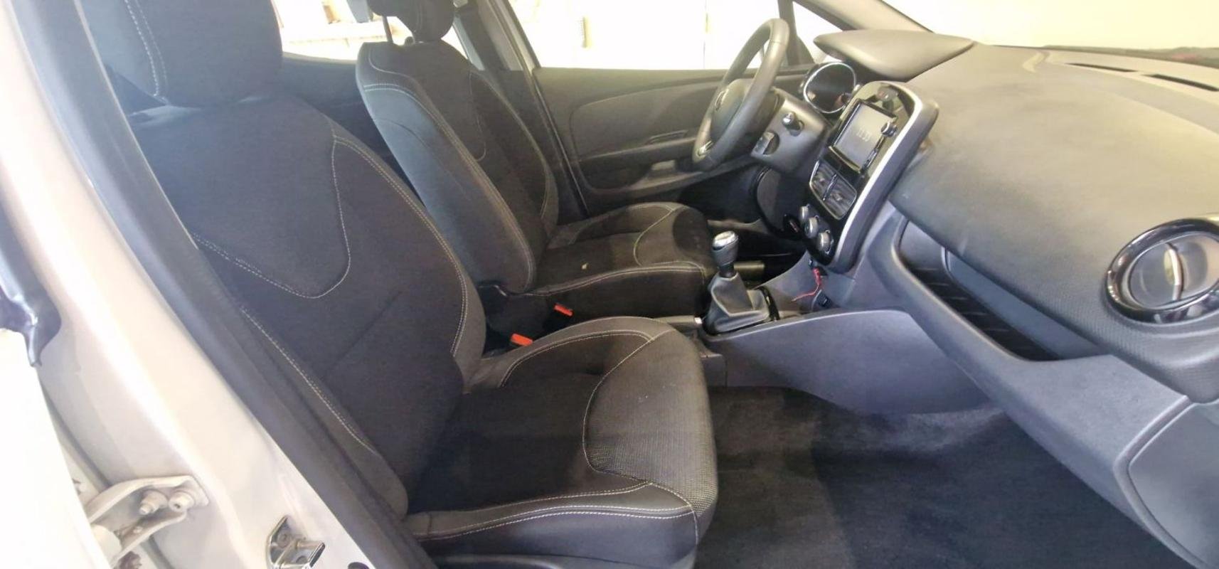 Renault Clio - Photo 10