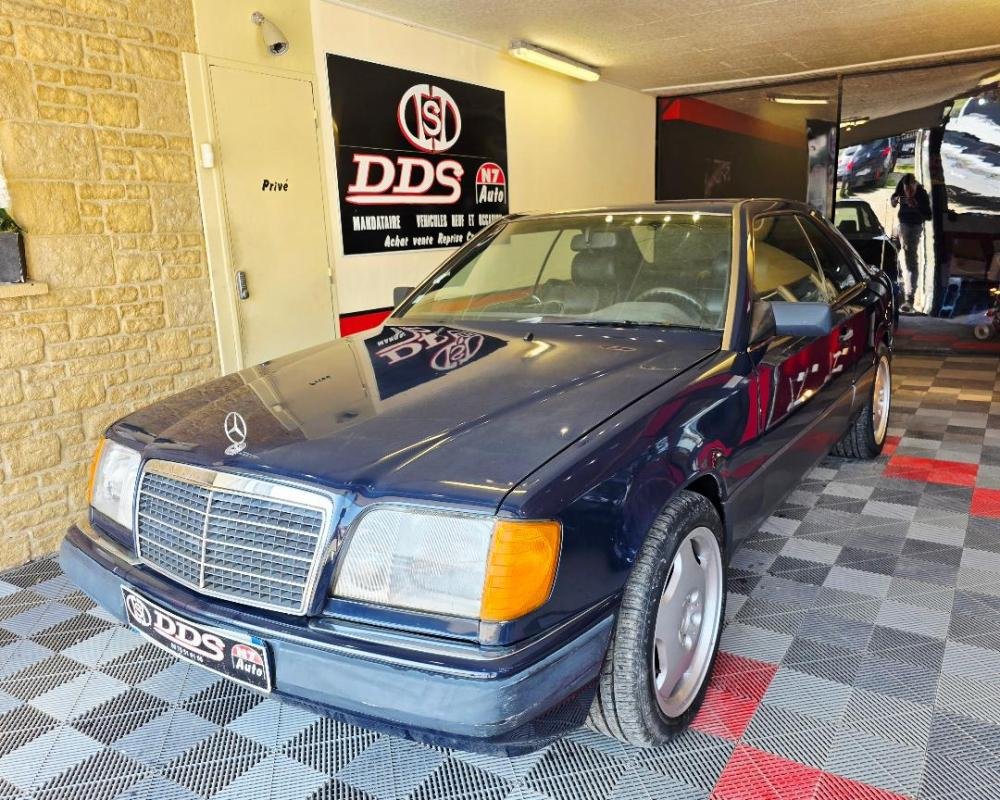 Mercedes 300 - Photo 4