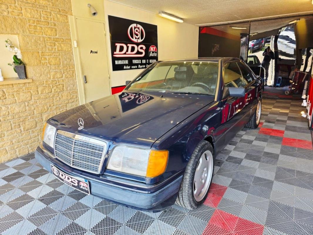 Mercedes 300 - Photo 7
