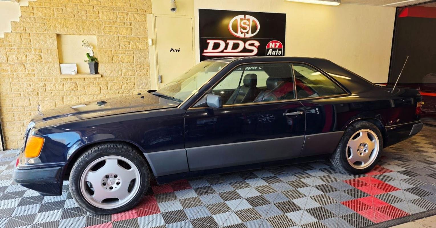 Mercedes 300 - Photo 8