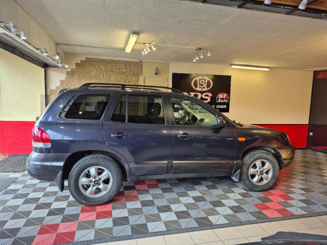 Hyundai Santa Fe - Photo 10