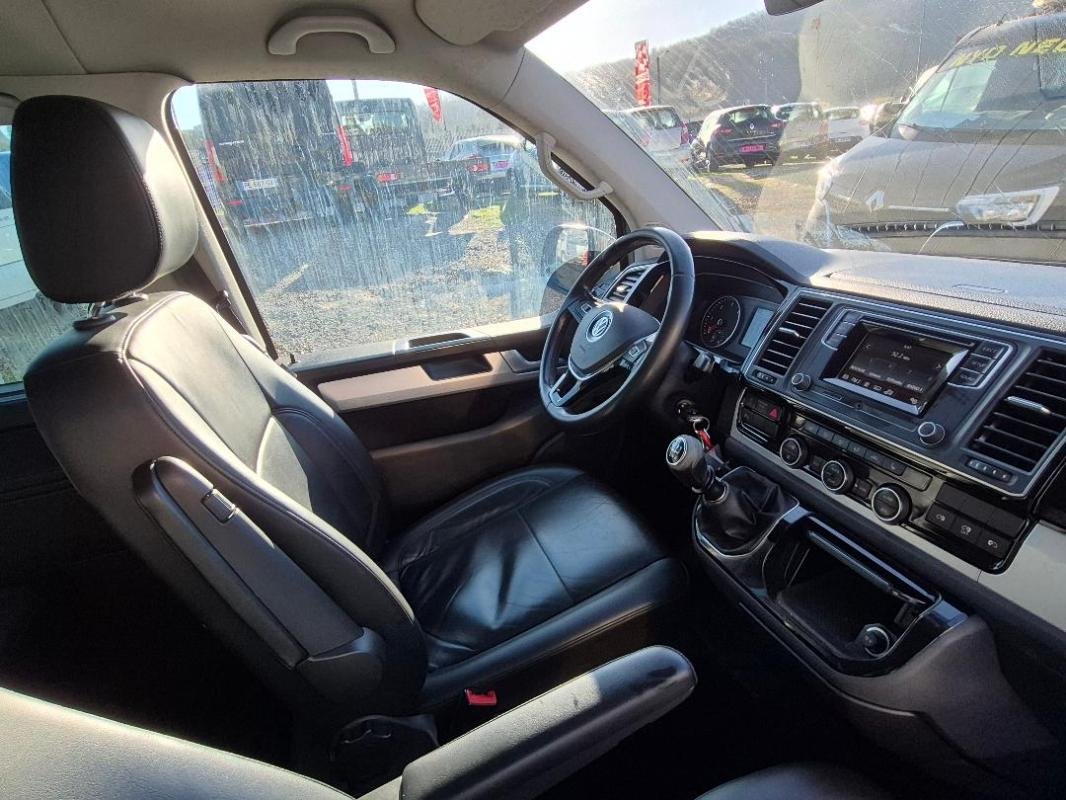 Volkswagen Caravelle - Photo 22