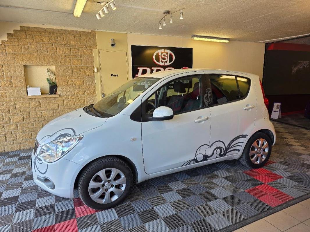 Opel Agila