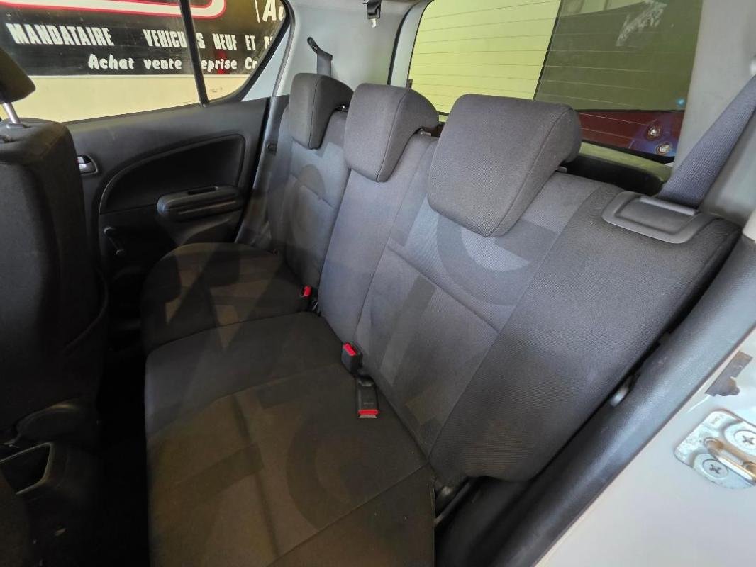 Opel Agila - Photo 12