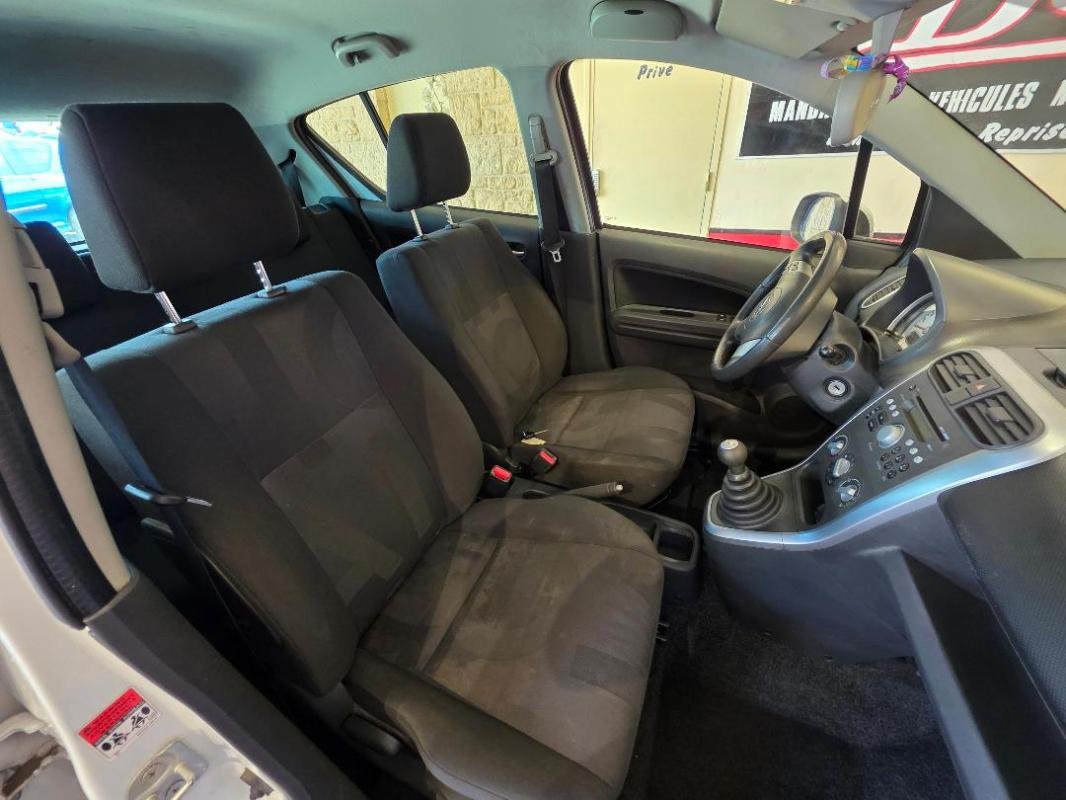 Opel Agila - Photo 9