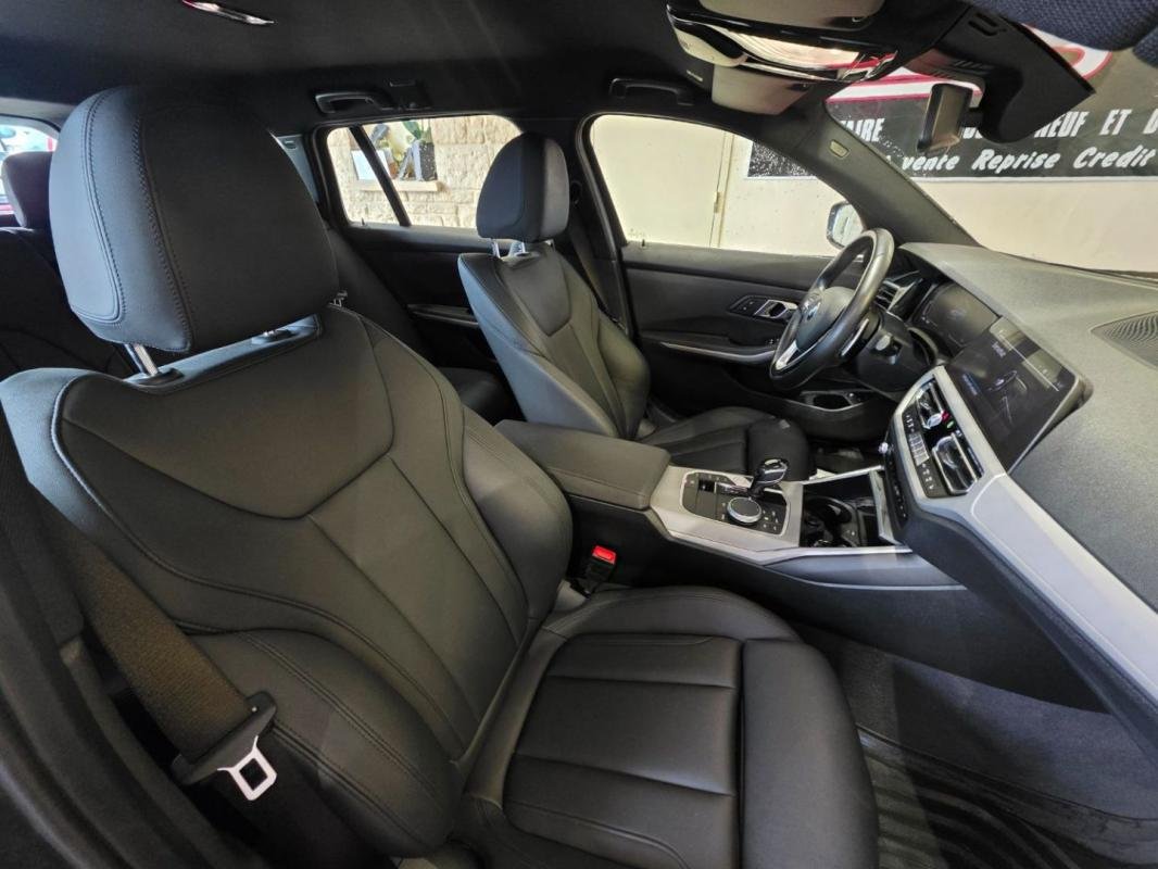 BMW 330e - Photo 16