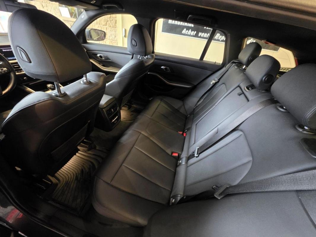 BMW 330e - Photo 19
