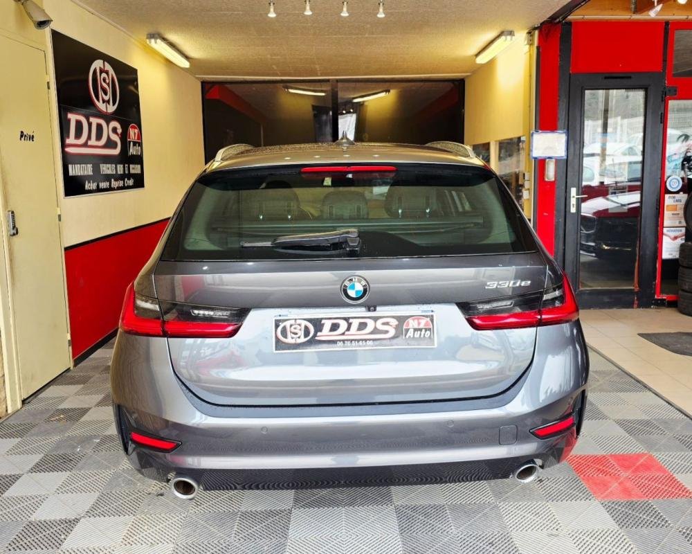 BMW 330e - Photo 7