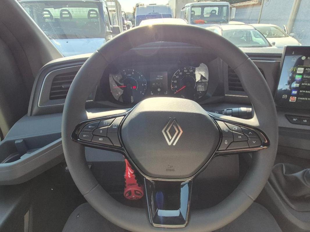 Renault Master - Photo 32