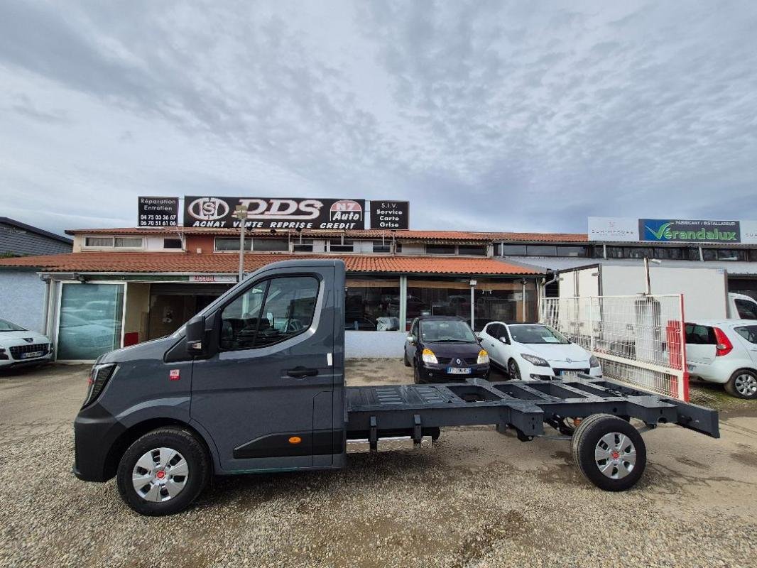 Renault Master - Photo 1