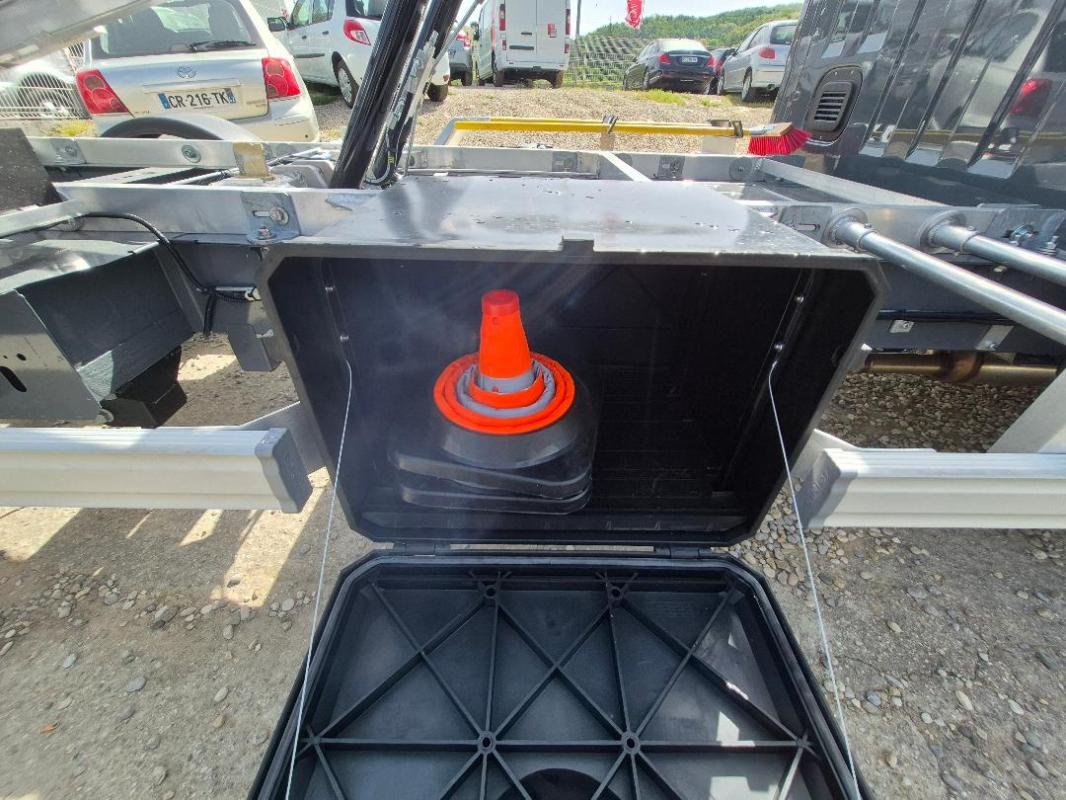 Renault Master - Photo 17