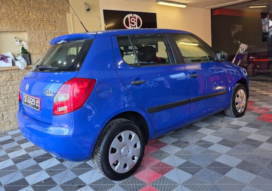 Skoda Fabia - Photo 2