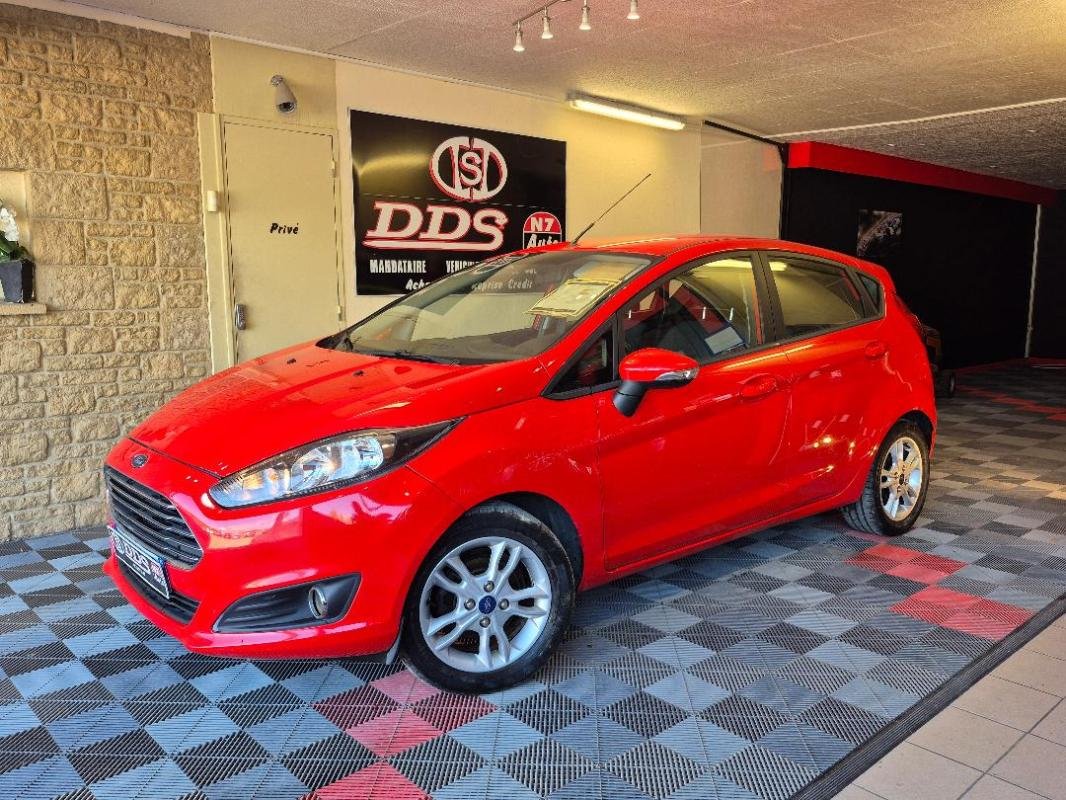 Ford Fiesta - Photo 1