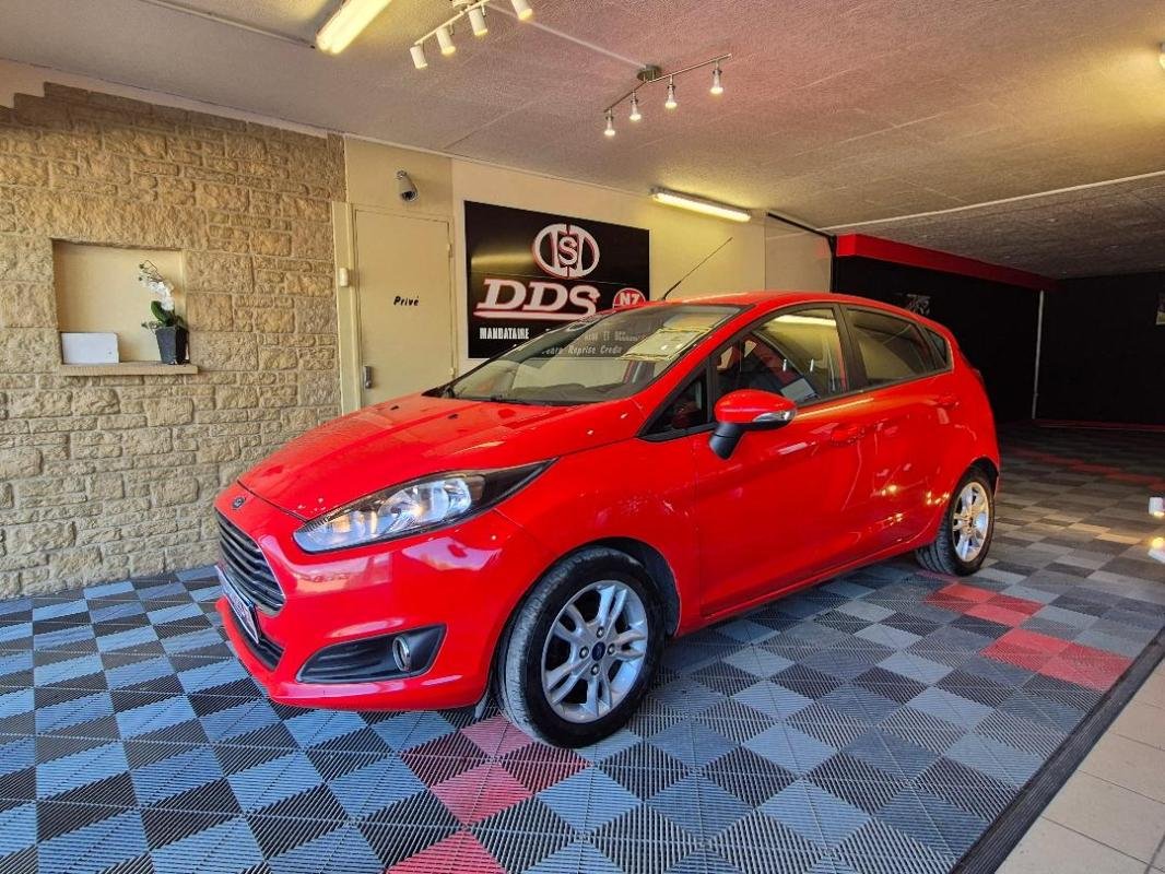 Ford Fiesta - Photo 12