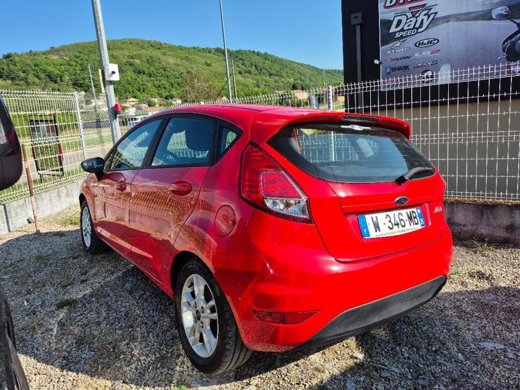 Ford Fiesta - Photo 21