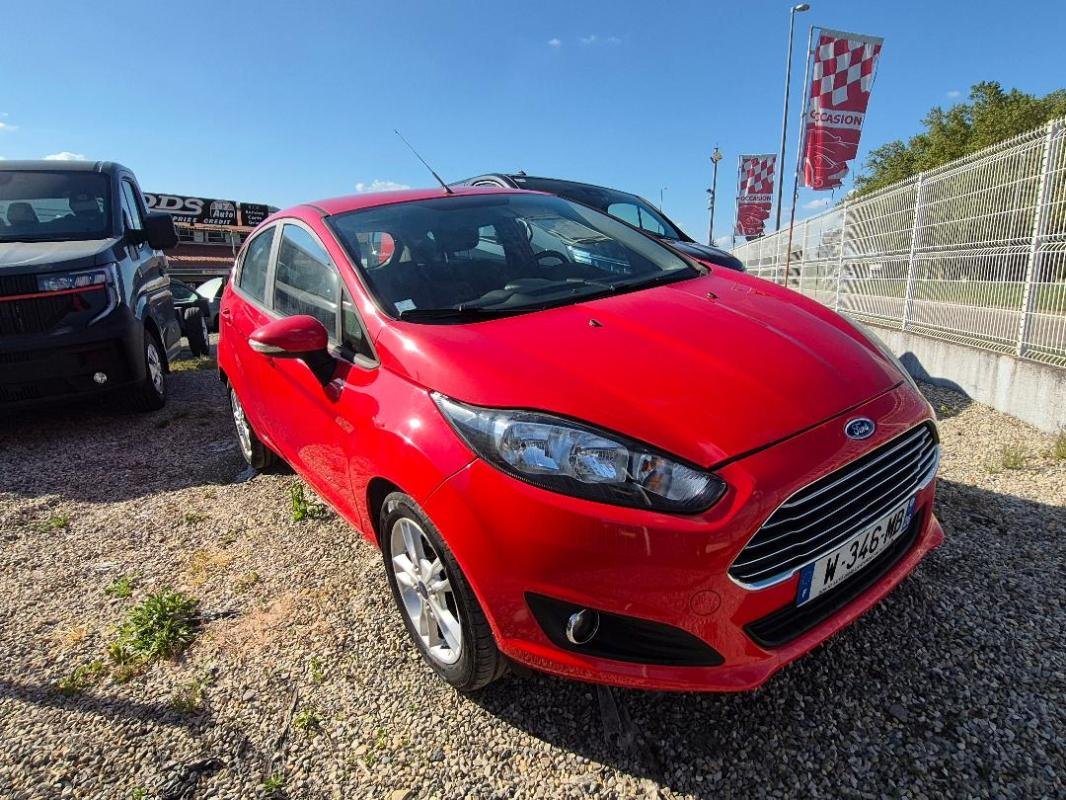 Ford Fiesta - Photo 22