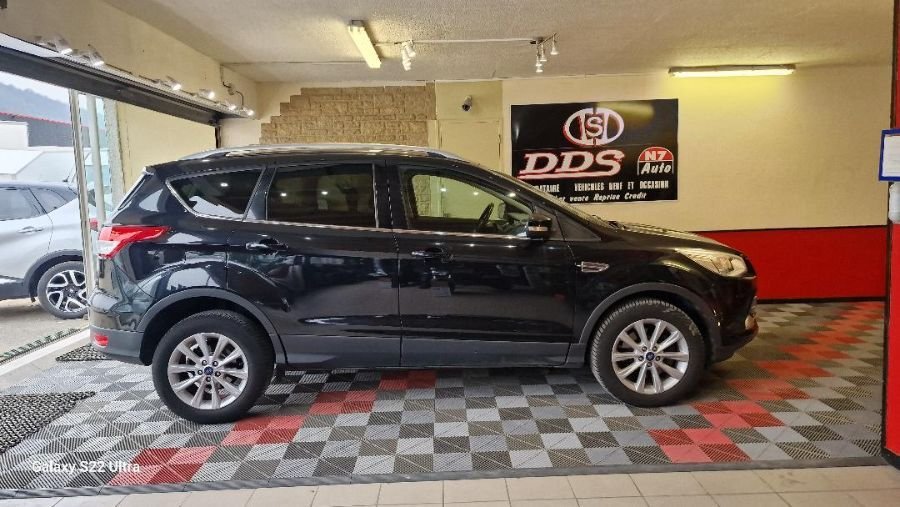 Ford Kuga - Photo 12