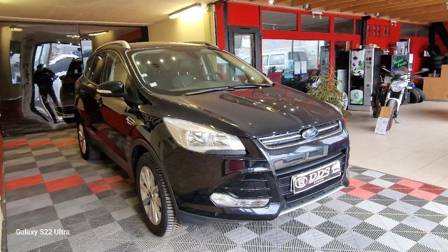 Ford Kuga - Photo 4