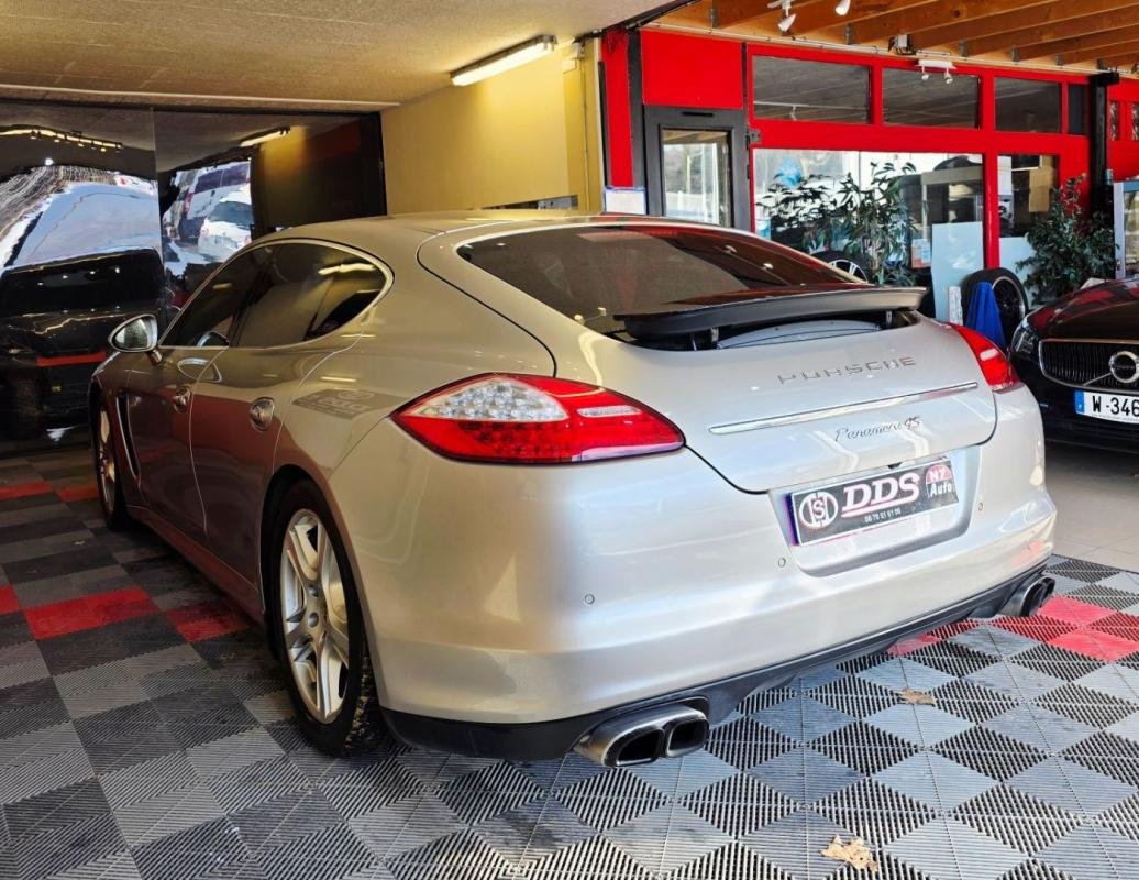 Porsche Panamera - Photo 10