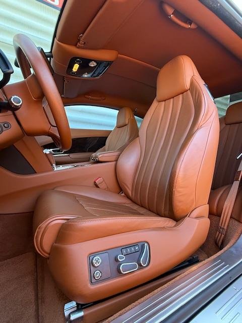 Bentley Continental GT - Photo 17