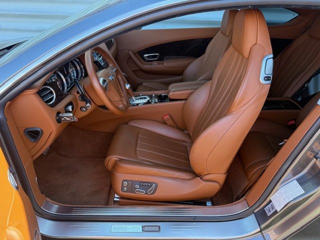 Bentley Continental GT - Photo 10