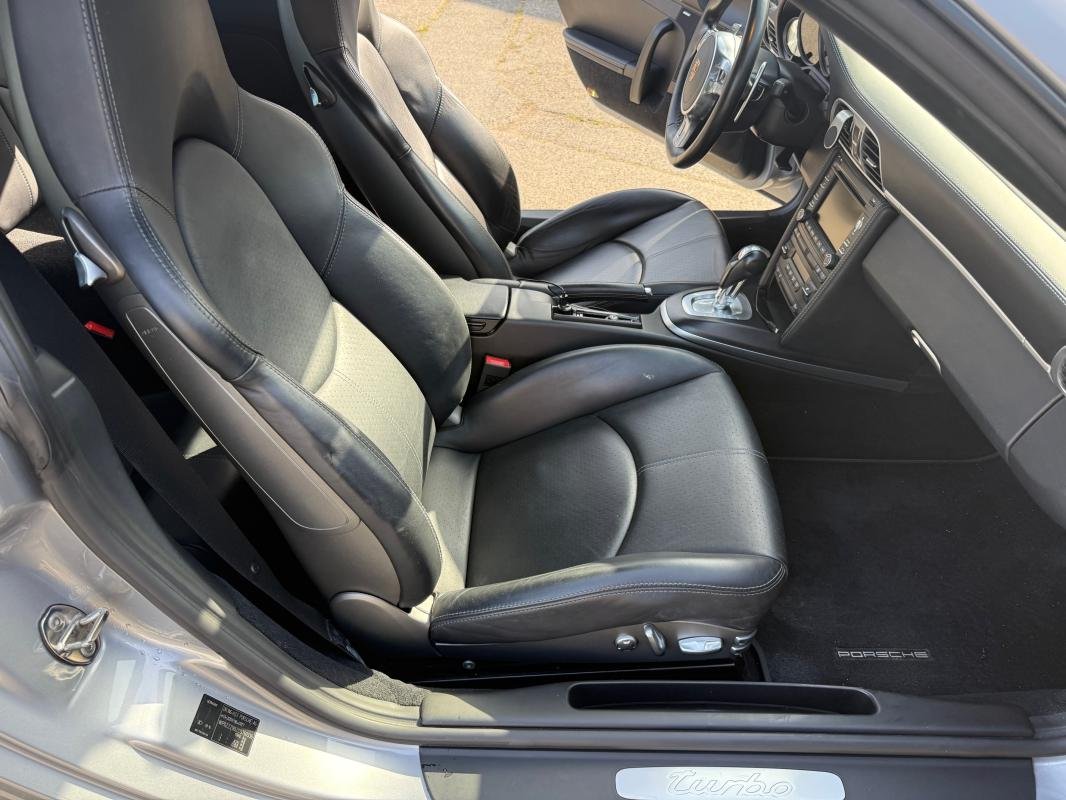 Porsche 911 - Photo 11
