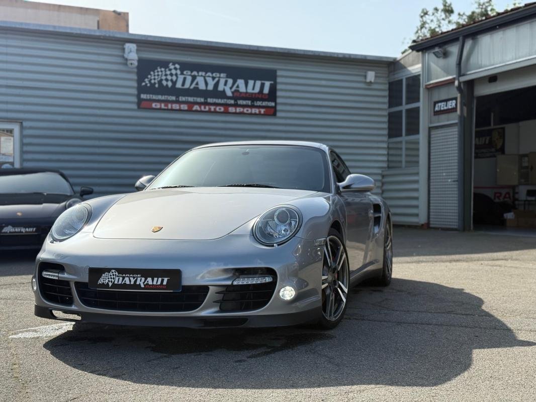 Porsche 911 - Photo 2