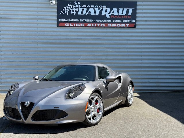 Alfa Romeo 4C - Photo 1