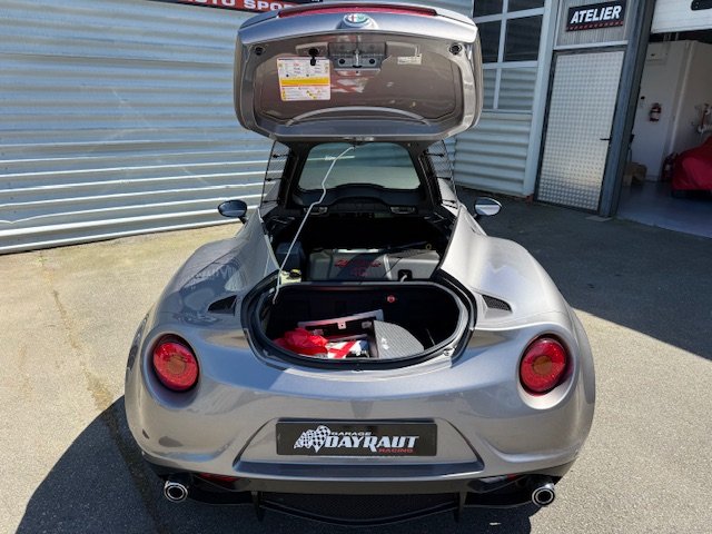 Alfa Romeo 4C - Photo 13