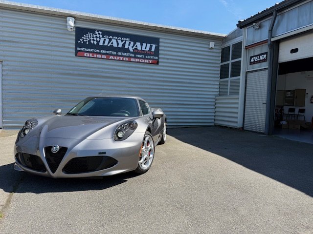 Alfa Romeo 4C - Photo 2