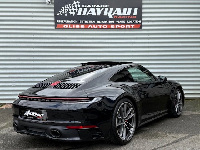 Porsche 911 - Photo 9