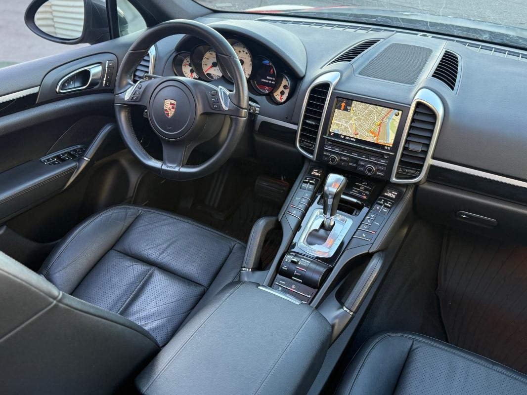 Porsche Cayenne - Photo 12